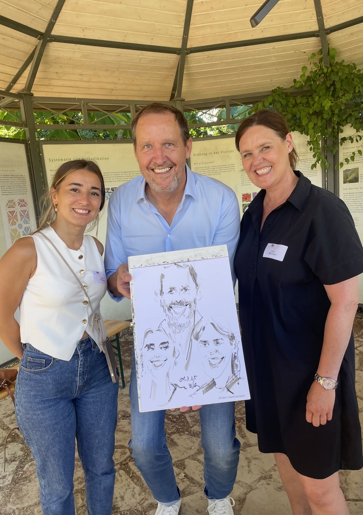 Event sketch artist portrait of a guest couple
